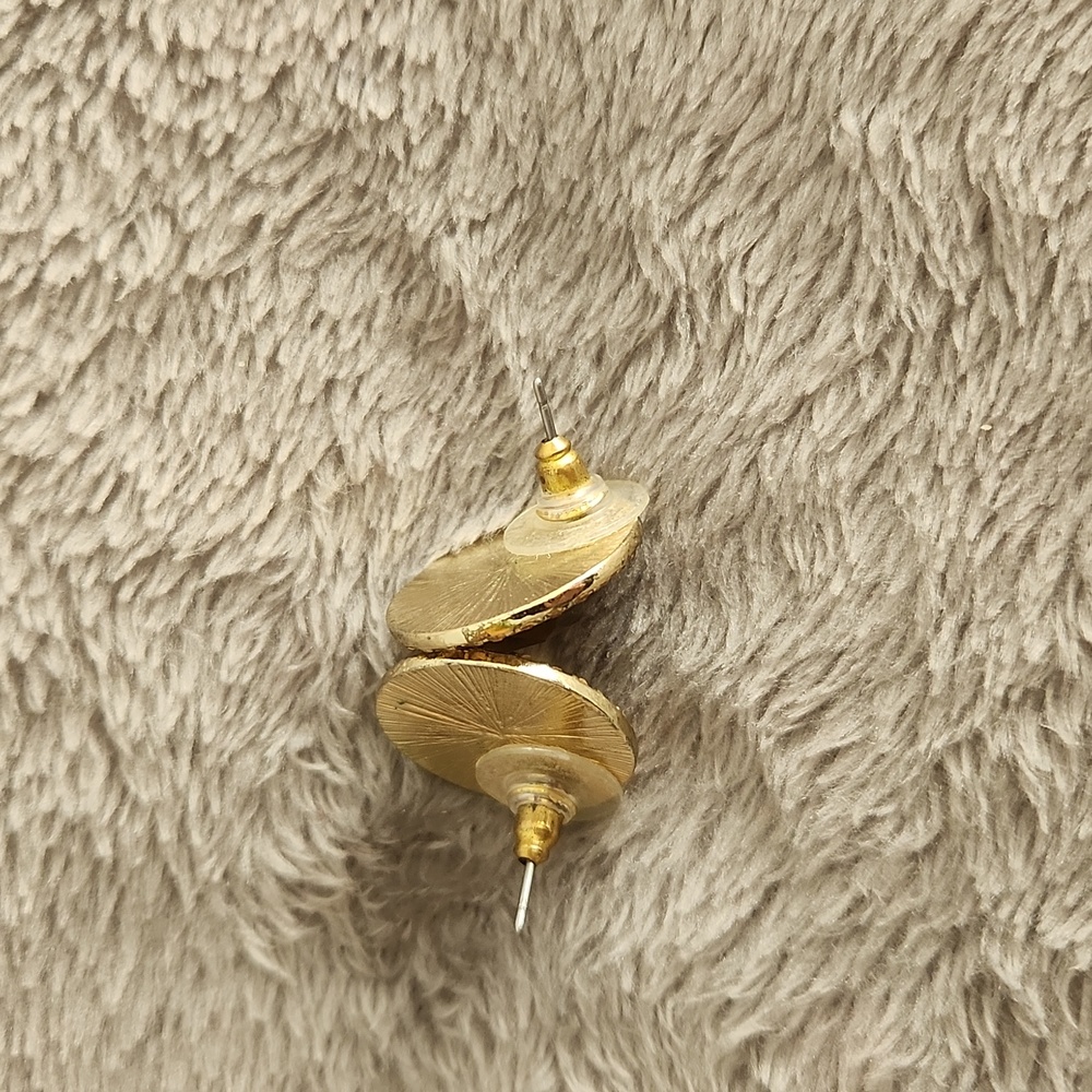 Light Gold Colored  Center Earring Surrounded by Cubic Zerconia Stones - Picture 3 of 6
